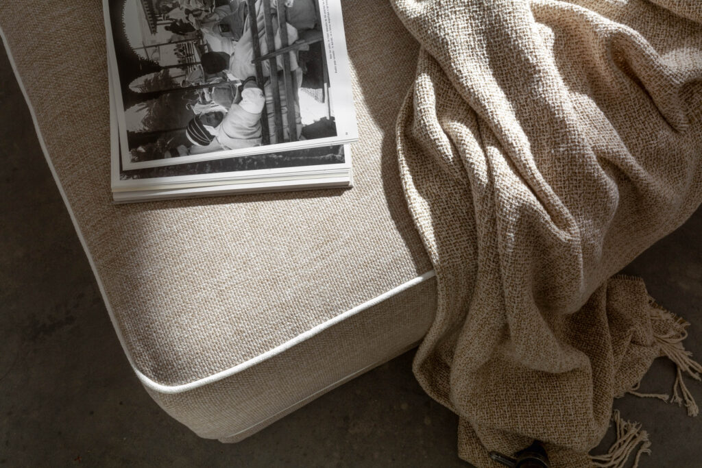 Double Divani Samoa Divani 03 Scaled